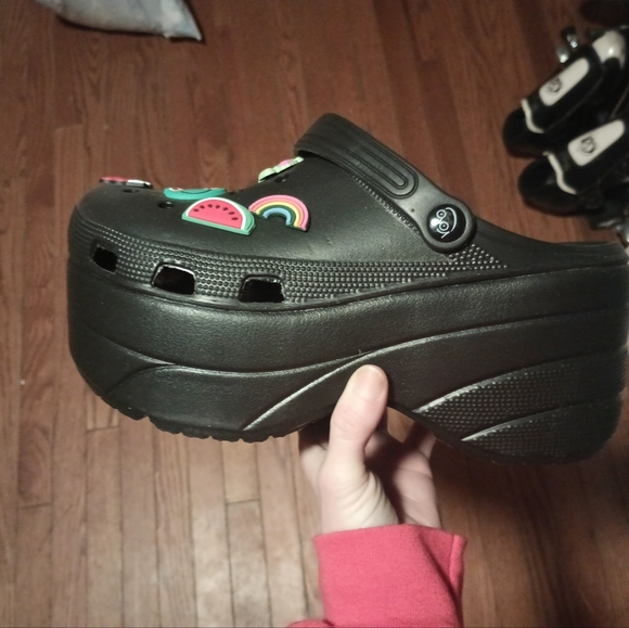 Crocs - Picture 5 of 8